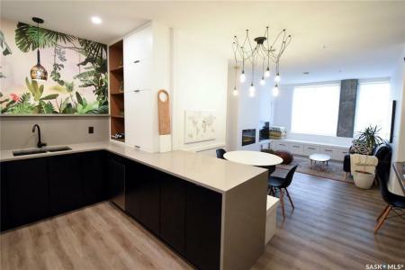 1867 HAMILTON STREET, Regina, サスカチュワン州 S4P 2C2, カナダ