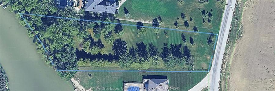 429 EAST RUSCOM RIVER ROAD, Lakeshore, 安大略省 N0R 1S0, 加拿大