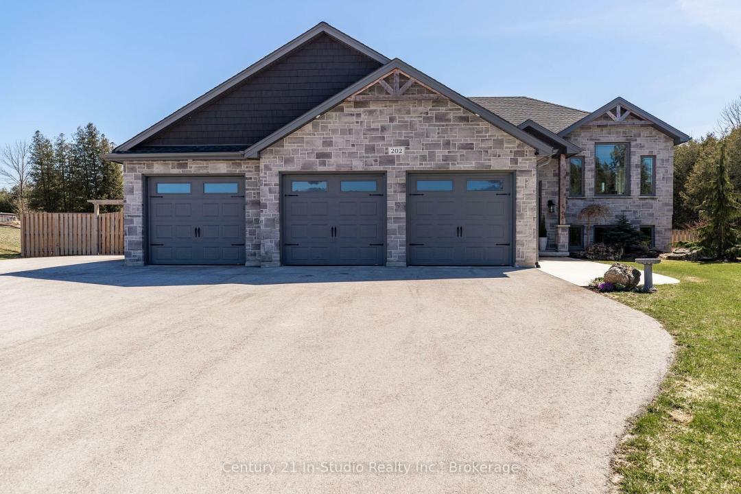 202 MEREDITH WAY, Chatsworth, Онтарио N0H 1G0, Канада