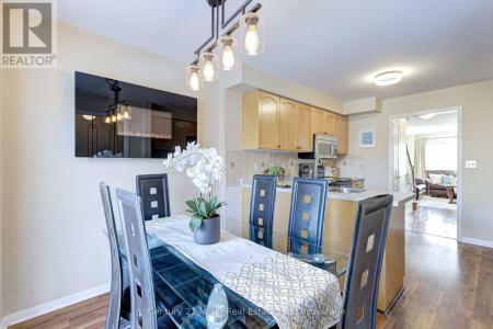 3030 BREAKWATER COURT, Mississauga (cooksville), 安大略省 L5B 4N5, 加拿大