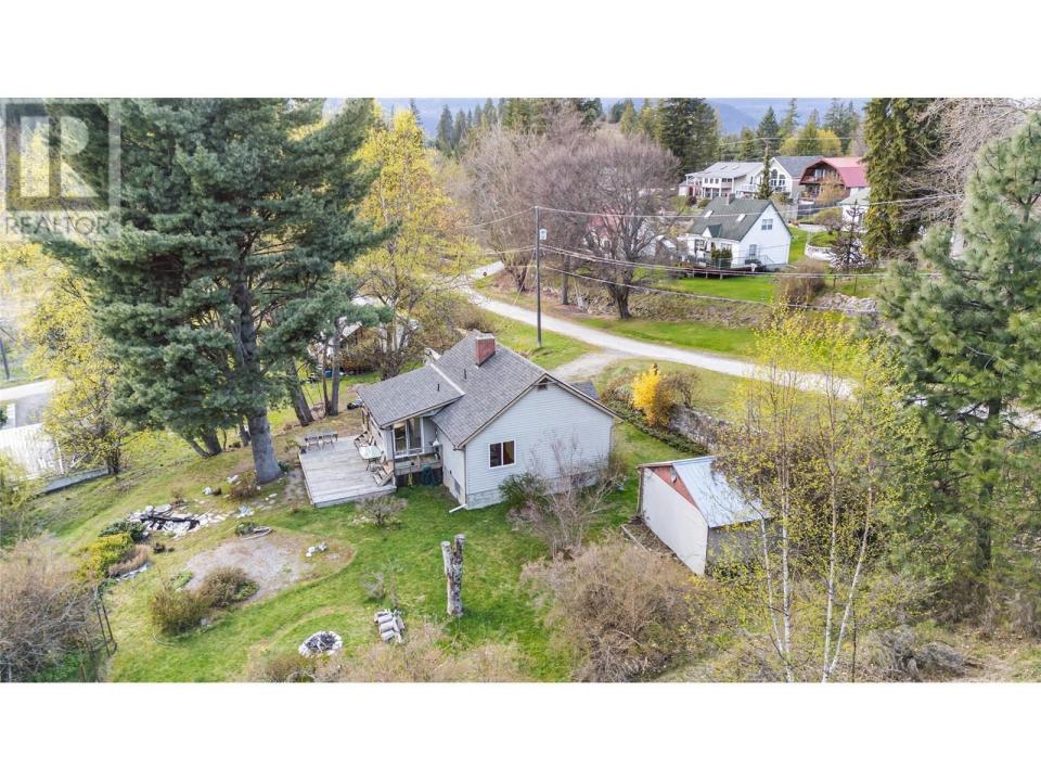 321 GOLF VIEW STREET, Riondel, Kolumbia Brytyjska V0B 2B0, Kanada