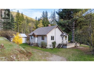 321 GOLF VIEW STREET, Riondel, Kolumbia Brytyjska V0B 2B0, Kanada
