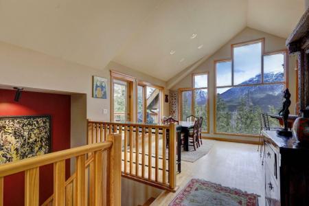 207 MISKOW CLOSE, Canmore, 阿爾伯塔 T1W 3G7, 加拿大