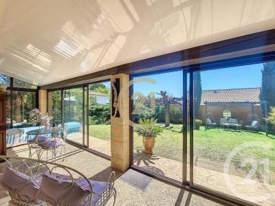 Uzes, Languedoc-Roussillon 30700, Francia