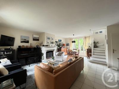 Maurepas, Île-de-France 78310, France