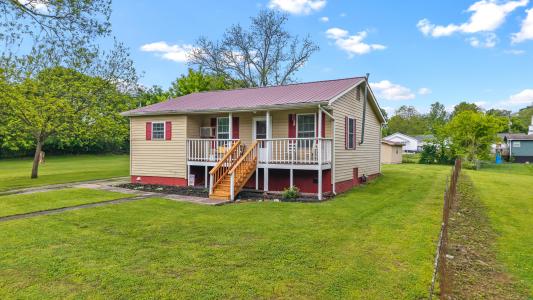 206 Marietta Street, Madisonville, Tennessee 37354, États-Unis