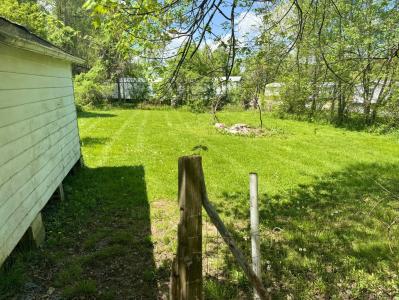 993 Lakeway Dr, Russell Springs, Kentucky 42642, Estados Unidos