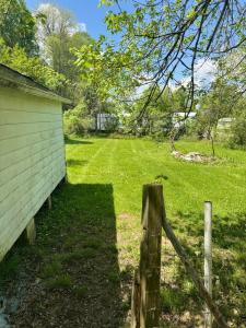 993 Lakeway Dr, Russell Springs, Kentucky 42642, USA