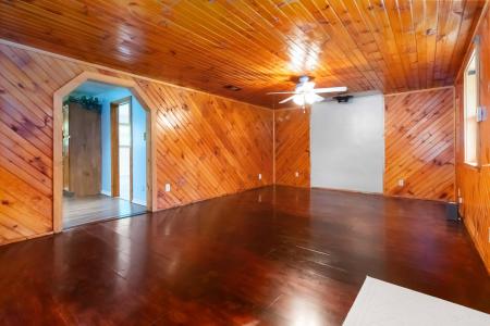 623 Lazy Trail Rd, Nancy, Kentucky 42544, USA