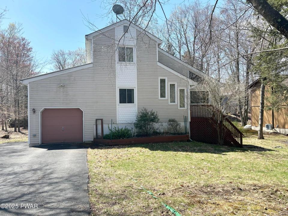 1050 Green Valley Circle, Lake Ariel, Pensilvania 18436, Estados Unidos