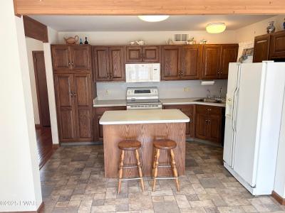 1050 Green Valley Circle, Lake Ariel, Pensilvania 18436, Estados Unidos