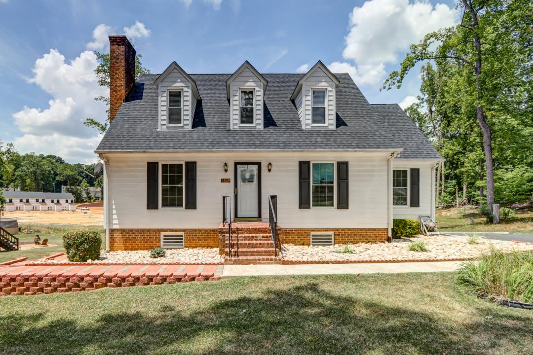 1529 Bateman Bridge Rd, Forest, Virgínia 24551, Estados Unidos