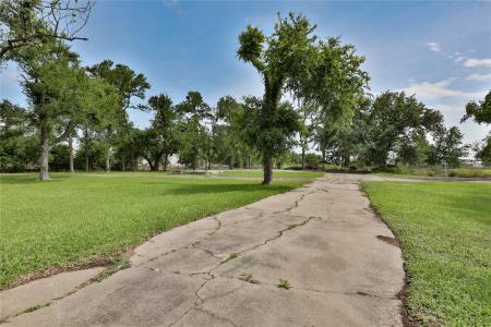 1001 Wilson Road, Clute, Texas 77531, USA