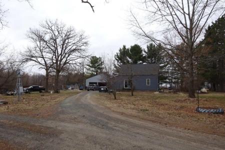 338 40th Street, Clear Lake, Wisconsin 54005, USA