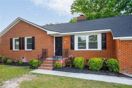 855 Spruce Street, Lumberton, Karolina Północna 28358, USA
