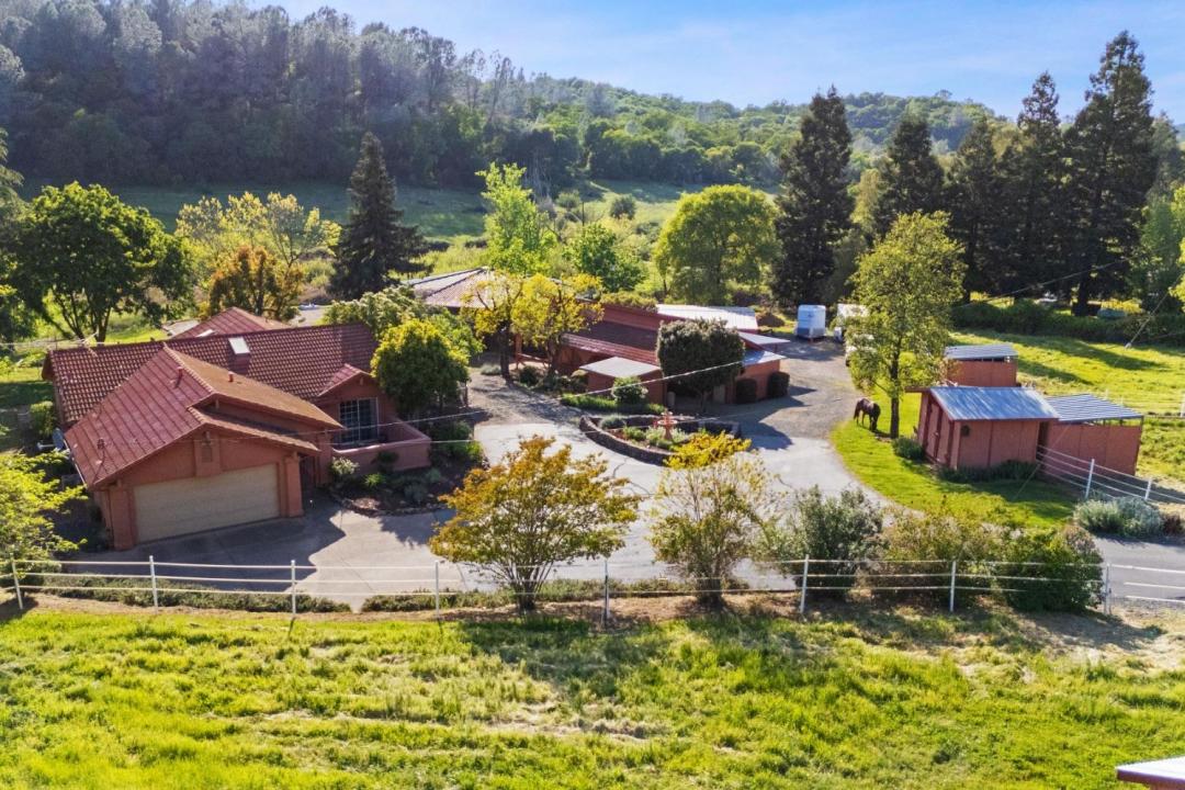 13587 Garden Bar Road, Grass Valley, California 95949