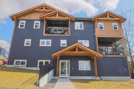 53 STREET, Rocky Mountain House, Alberta T4T 1E4, Canada