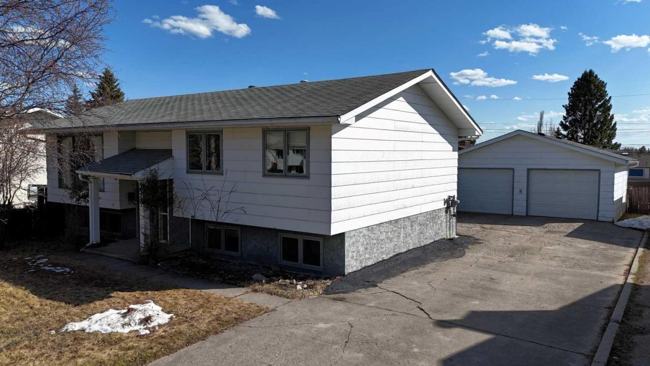 5319 12 AVENUE, Edson, Alberta T7E 1J8, Canada