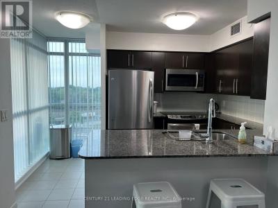 215 SHERWAY GARDENS ROAD, Toronto (islington-city Centre West), オンタリオ M9C 0A4, カナダ