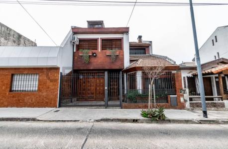 HUNGRIA 1033, Monte Castro, Capital Federal 00001, Argentina
