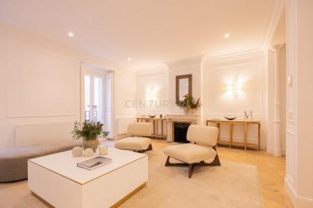 Madrid, Comunidad de Madrid 28001, Spain
