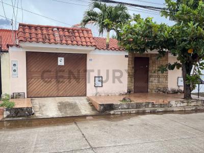 Doble via la guardia Barrio el Jardin atras de unitel , Oeste, Santa Cruz 00001, ボリビア