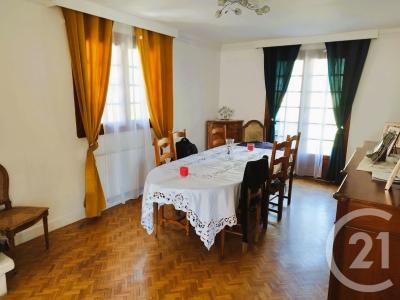 Chambly, Picardie 60230, アキタン