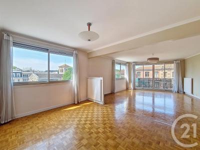 Fresnes, Île-de-France 94260, Francia