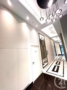 Clamart, Île-de-France 92140, France