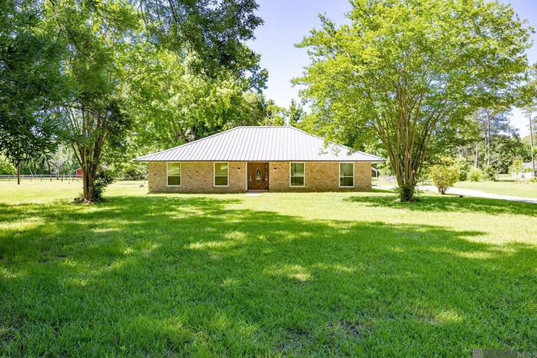 2830 Country Plaza Ave, Zachary, Louisiana 70791, Estados Unidos