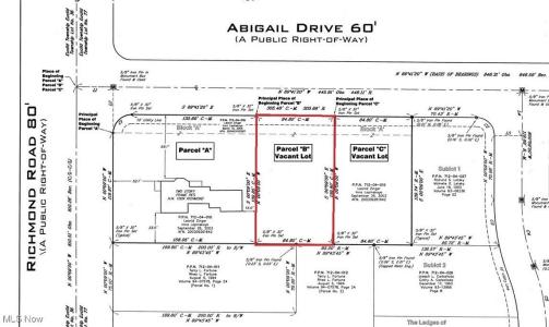 5106 Abigail Drive, Lyndhurst, Ohio 44124, Stati Uniti