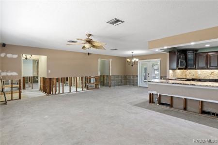 3925 N Nokomis Point, Crystal River, Flórida 34428, Estados Unidos