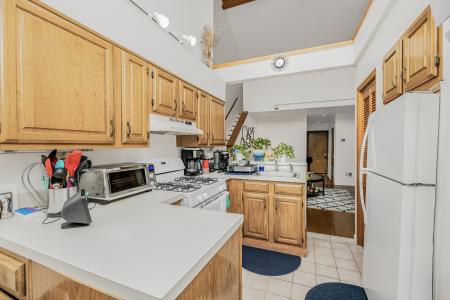 764 WARBURTON AVE, Yonkers, New York 10701, USA
