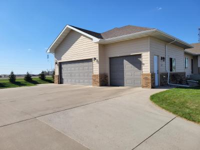 521 W Palmer Circle, Aberdeen, 南达科他州 57401, 美国