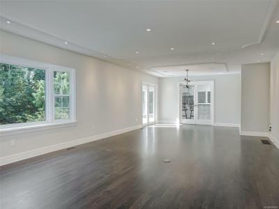 3977 LEXINGTON AVE, Saanich, British Columbia V8N 3Z5, Canada