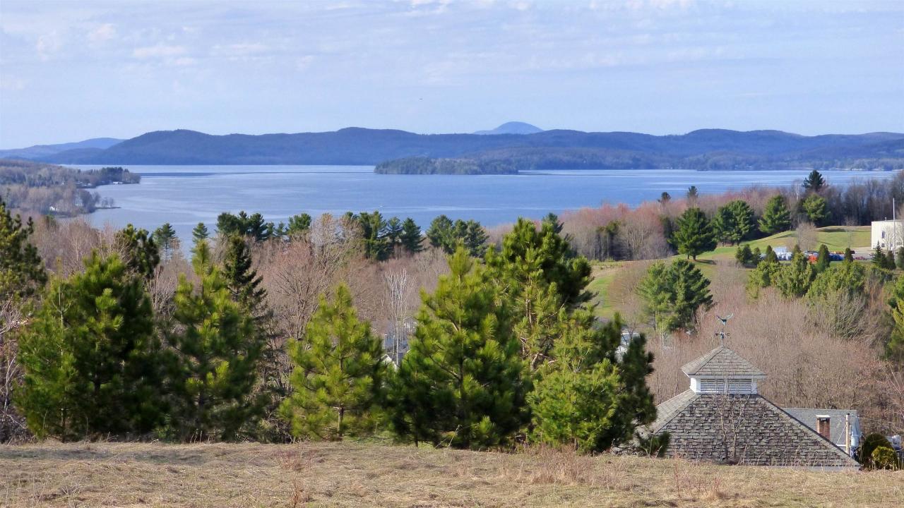 51 Hartley Lane, Newport City, Vermont 05855