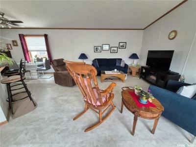 129 1ST AVENUE SW, Weyburn, Saskatchewan S4H 2H9, Canada