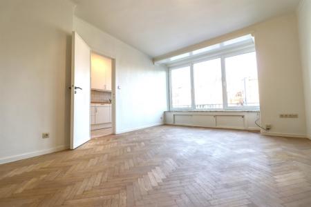 Dolfijnkaai 3 11, Kortrijk, 8500, Bélgica