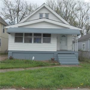 10921 Dove Avenue, Cleveland, Ohio 44105, USA