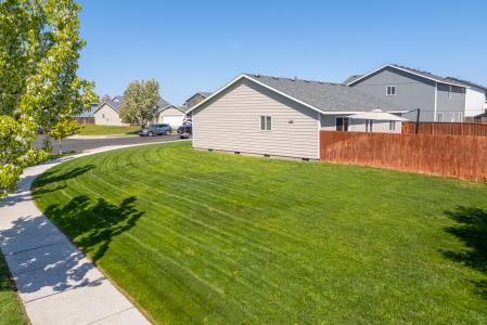 2117 S Dilley Ave, Moses Lake, Washington 98837, USA