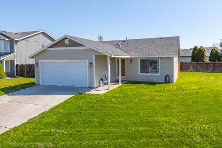 2117 S Dilley Ave, Moses Lake, Washington 98837, Estados Unidos