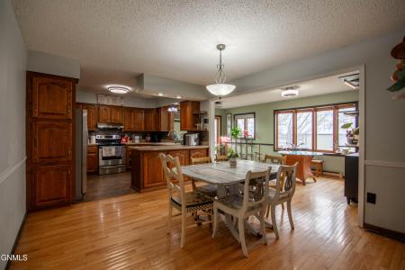 1459 2nd Street, Dickinson, Dakota Do Norte 58601, Estados Unidos