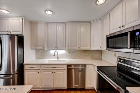 816 Woodland Court, Lords Valley, Pennsylvania 18428, Amerika Birleşik Devletleri