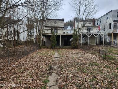 1017 Brock Street, Ashland, Pensilvania 17921, Estados Unidos