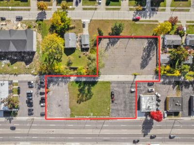 30759 Ford, Garden City, Michigan 48135, USA