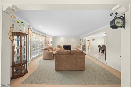 28049 Gates Mills Boulevard, Pepper Pike, Ohio 44124, USA
