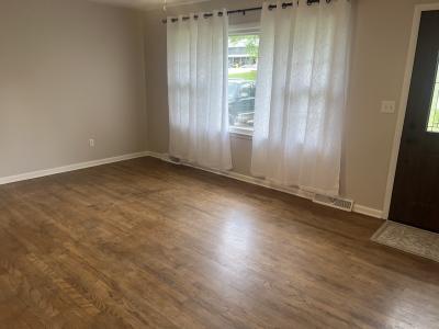 603 Oak St, Stover, 密苏里州 65078, 美国