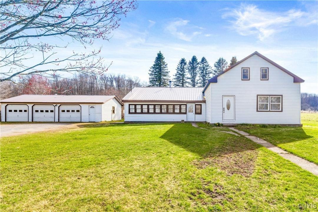 2483 West Road, Boonville, New York 13309, USA