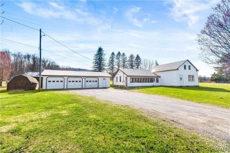 2483 West Road, Boonville, New York 13309, USA