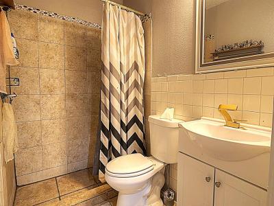 5512 Greenlee Street, Fort Worth, Texas 76112, USA